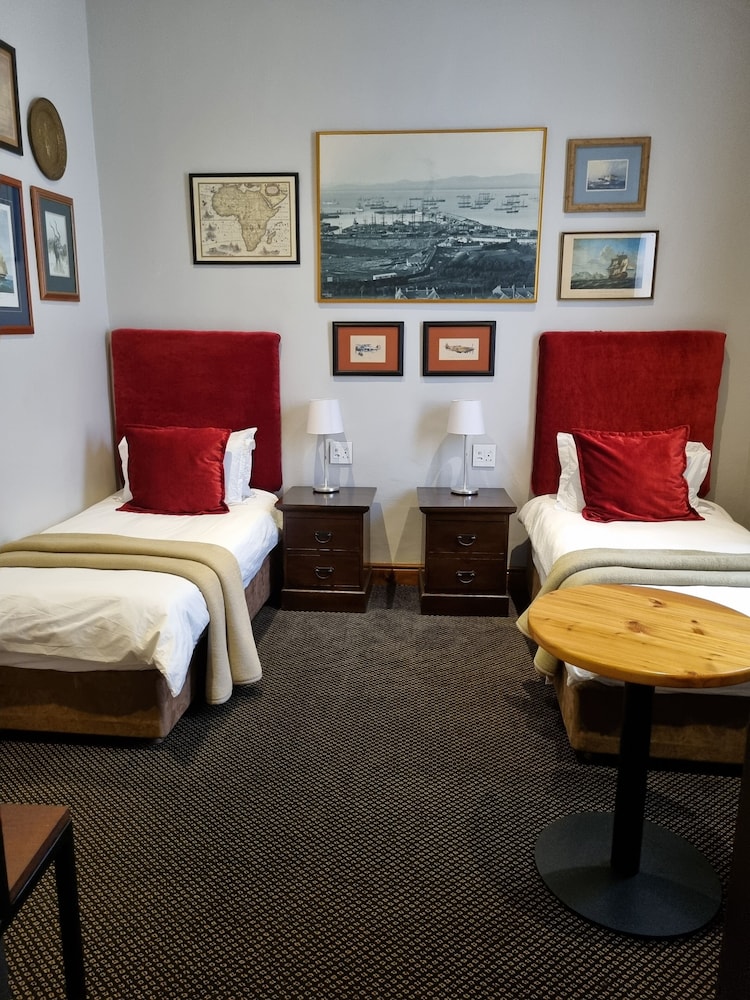 غرفة ديلوكس بسريرين منفصلين، Ashanti Guest House Gardens Hostel 7/10