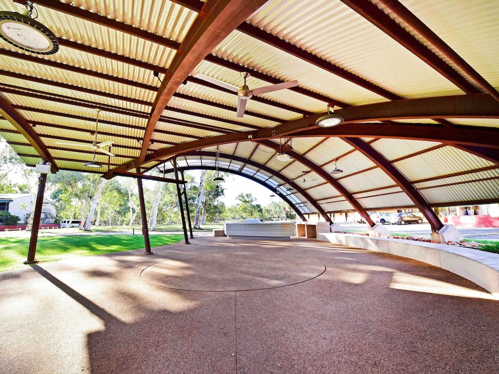 Mercure Alice Springs Resort 26/57
