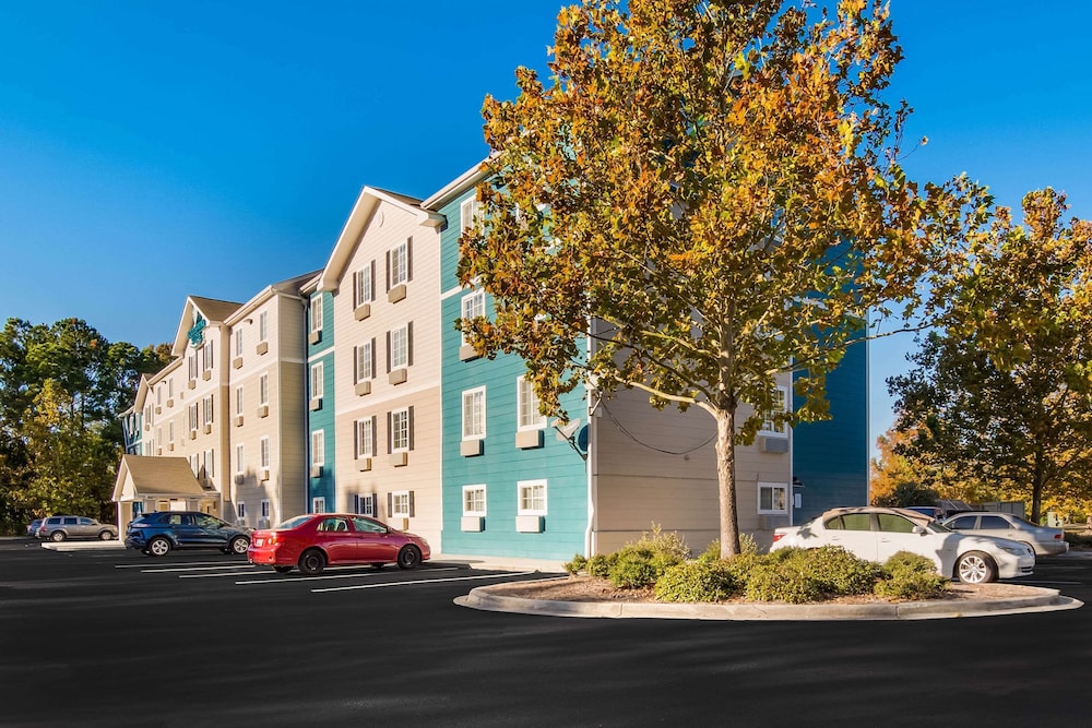 WoodSpring Suites North Charleston Airport I-526 31/32