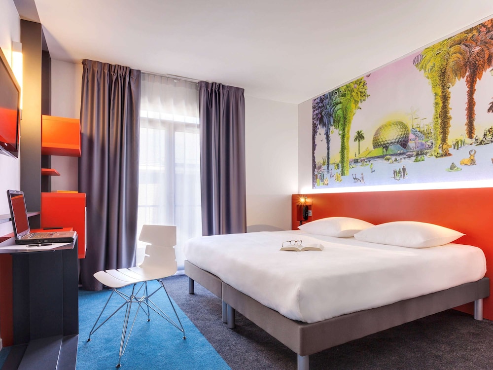 STANDARD, DOUBLE BED