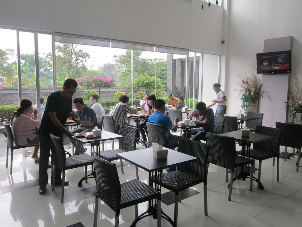 Hotel Tilamas Juanda 47/63