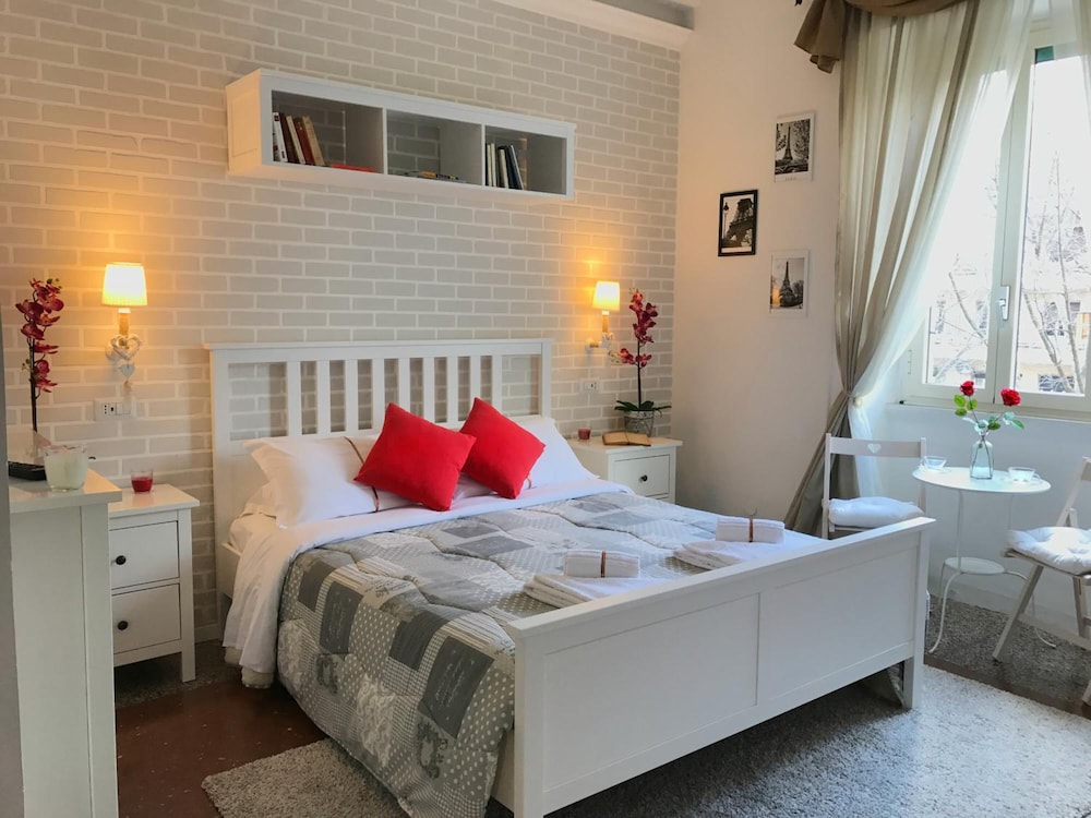 Moonlight Inn Guest House 23/50