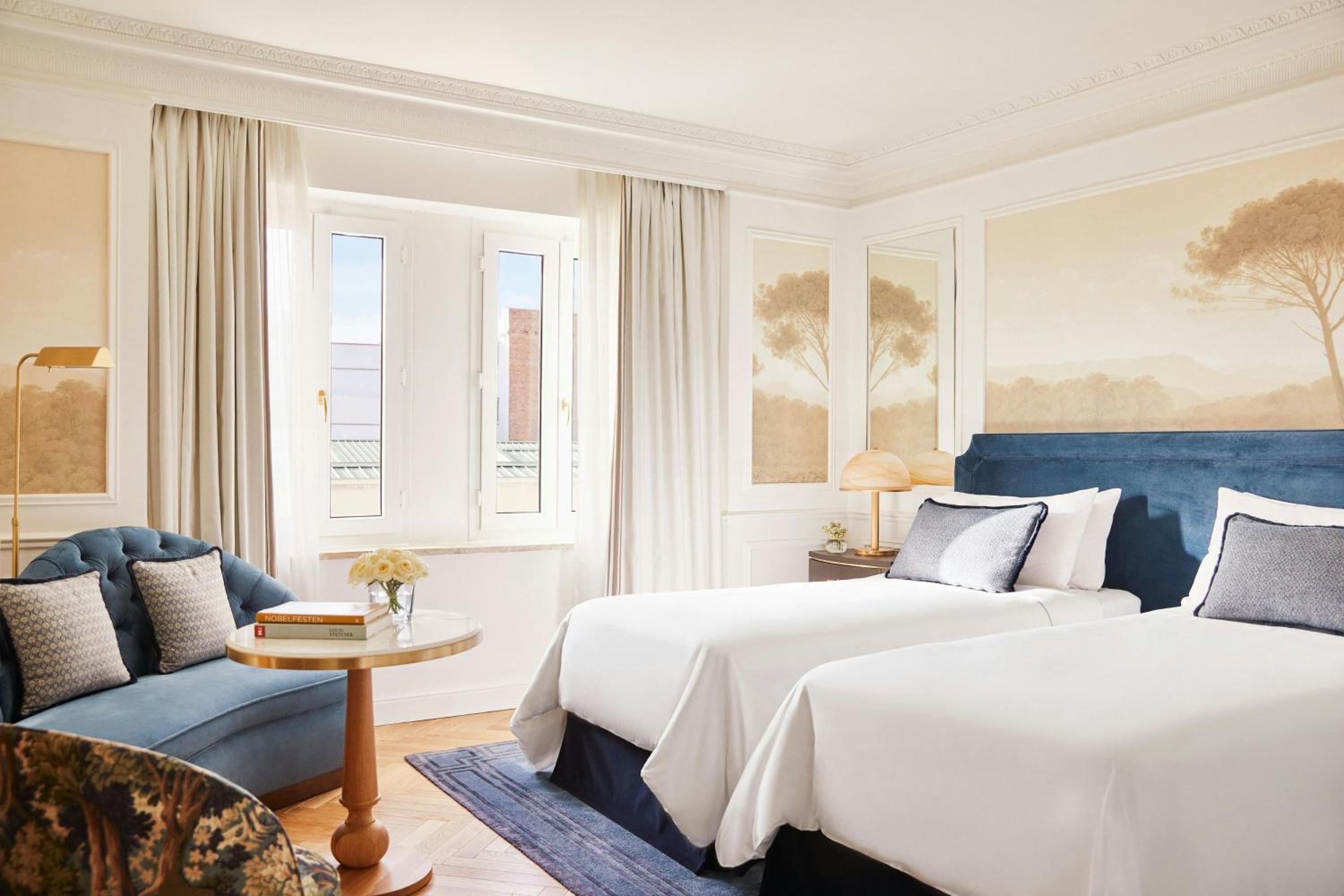 PREMIUM, TWIN BEDS, STREET VIEW