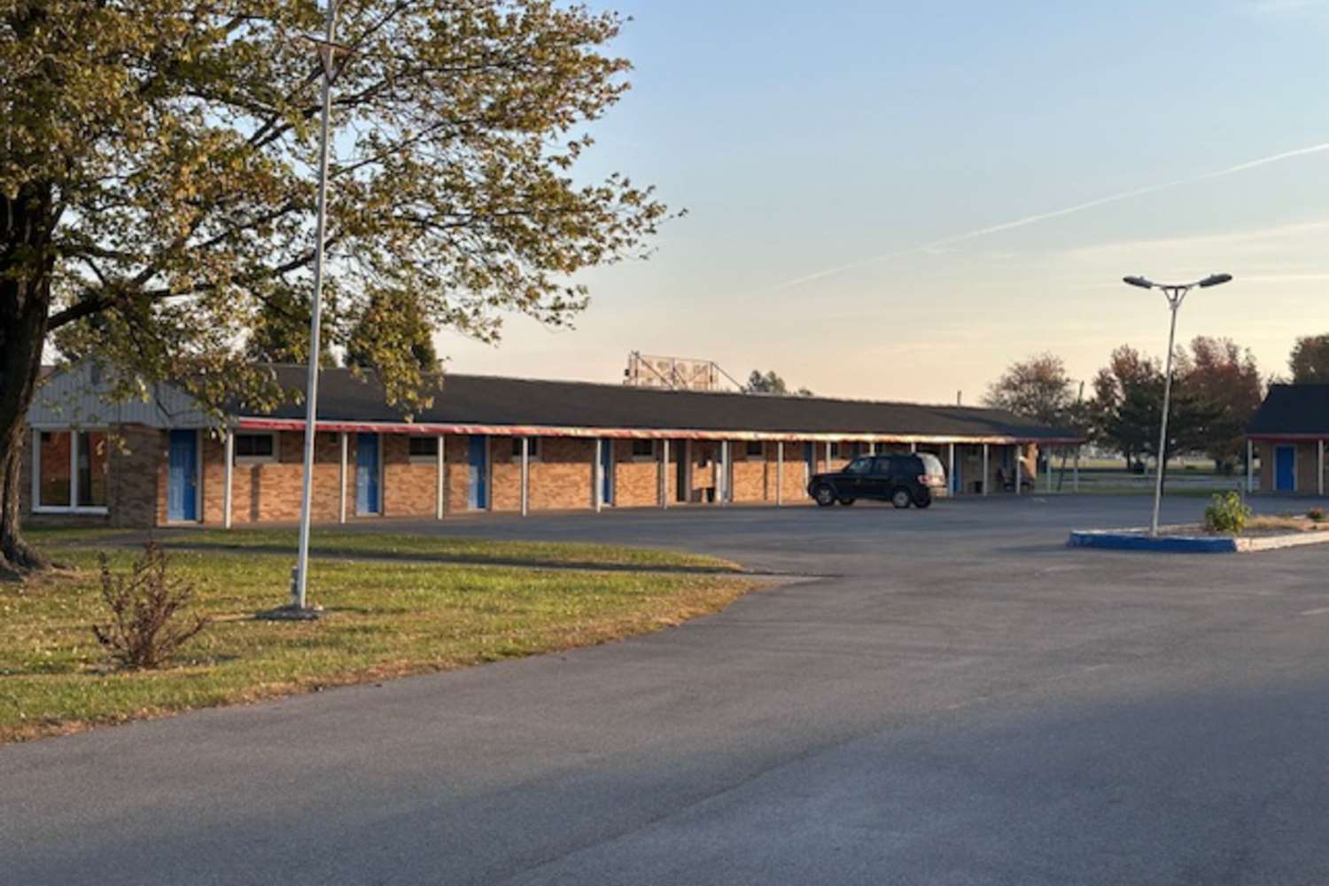 Rodeway Inn Flora, IL 14/14