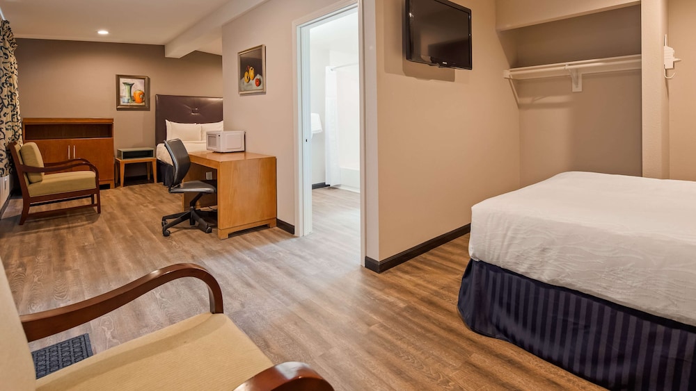 Motel6 Ridgecrest, CA -China Lake 15/51