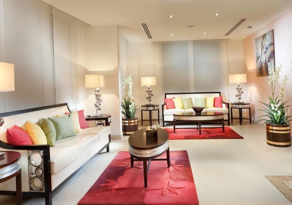 Al Hail Waves Hotel Managed By Centara 57/78