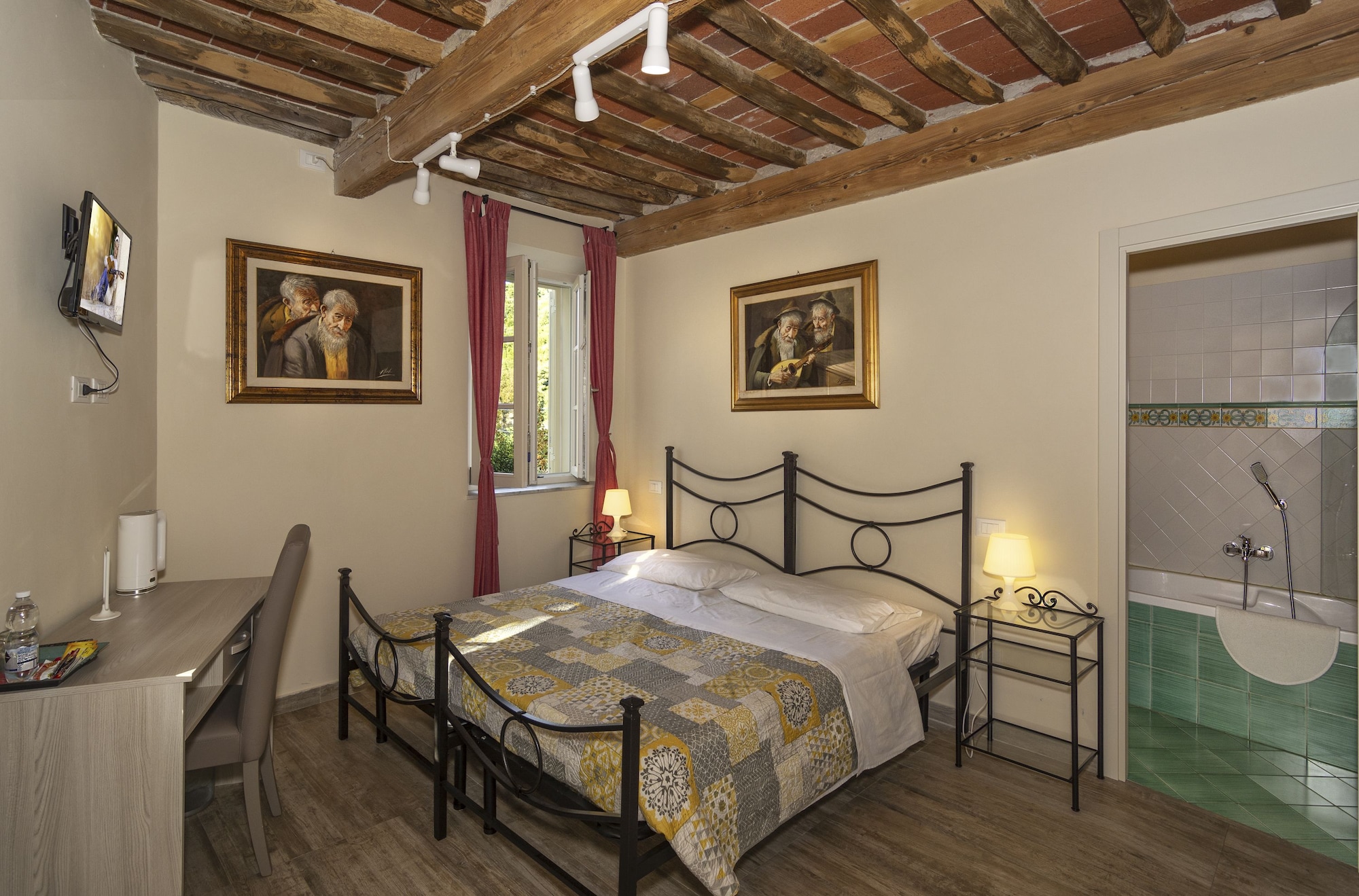 COMFORT, DOUBLE OR TWIN BED