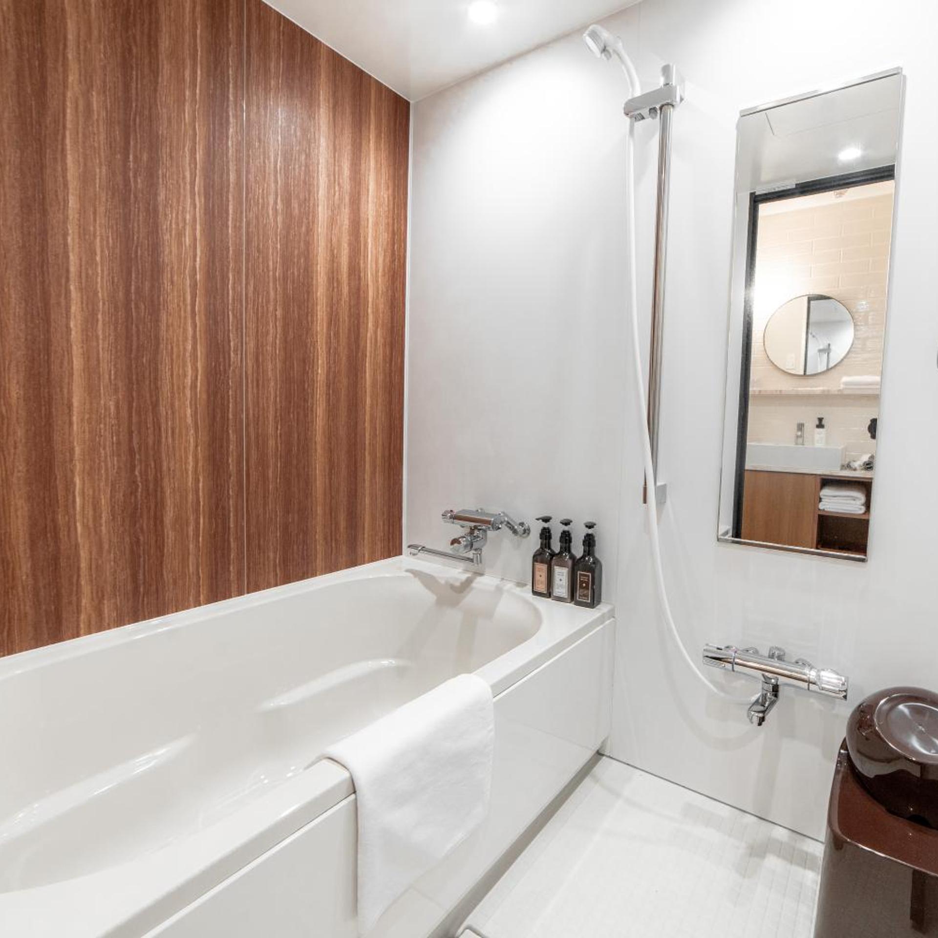 Henn na Hotel Express Osaka Namba Nipponbashi 48/49