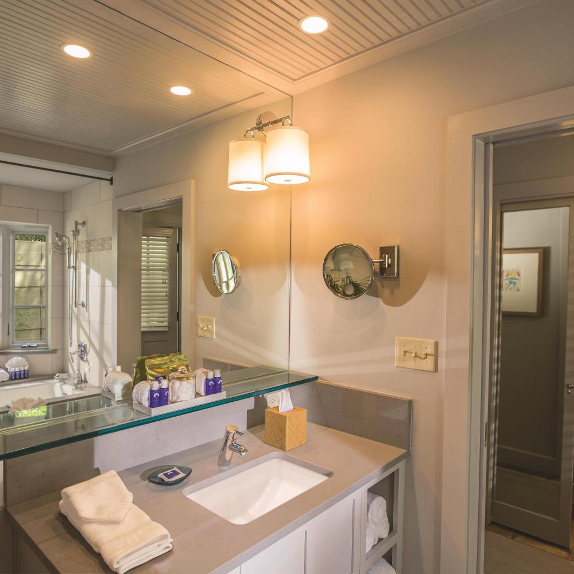 Lake Austin Spa Resort 48/50