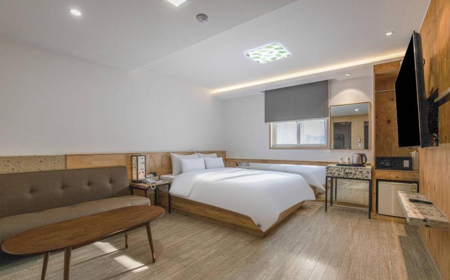 Suwon Hotel Pacific 37 16/35