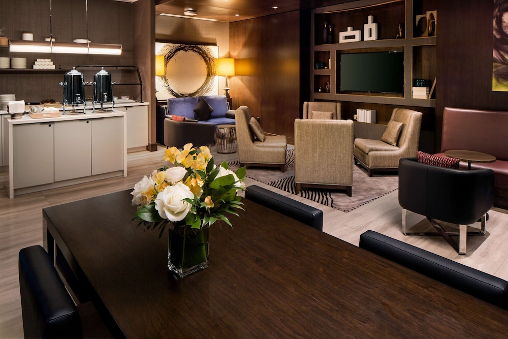 Hilton Brooklyn New York 51/66