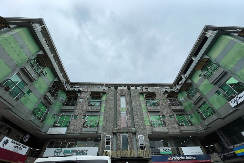 Diamond Spring Hotel 5/51