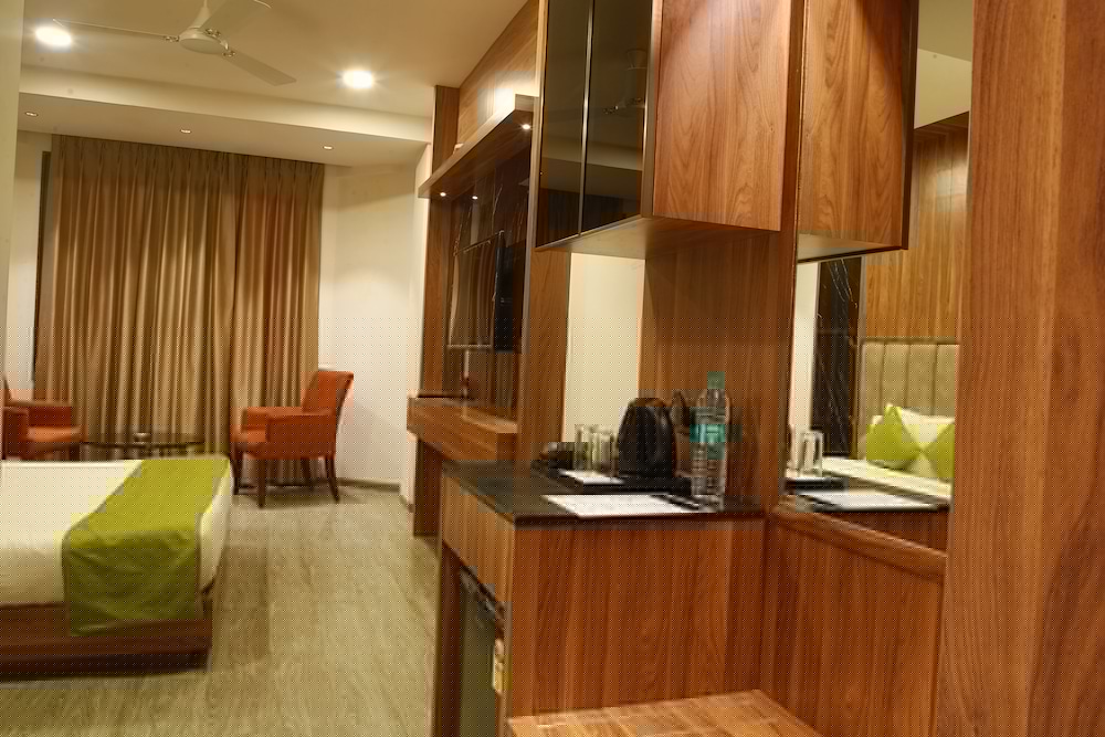 Hotel Rock Regency 31/55
