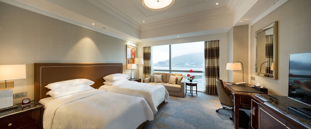 Fuzhou Jeurong Hotel 10/72
