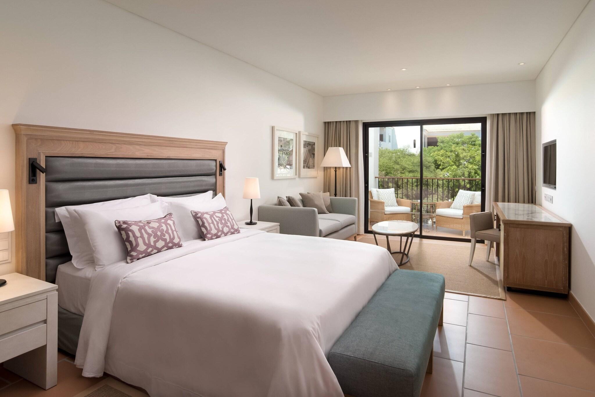Junior Suite, Double Bed, Resort View