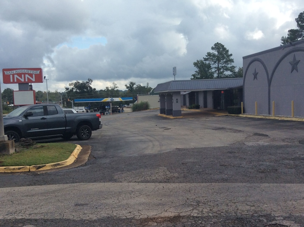 San Augustine Inn 26/33