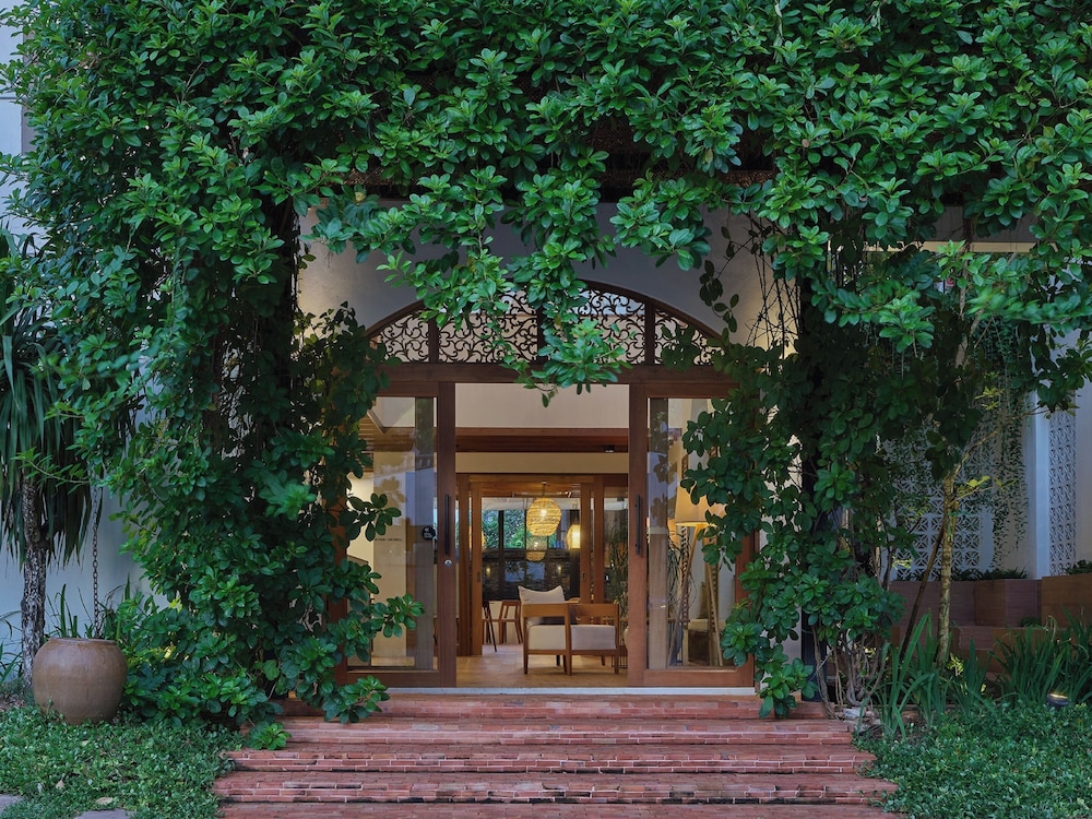 The Motifs Eco Hotel 6/50