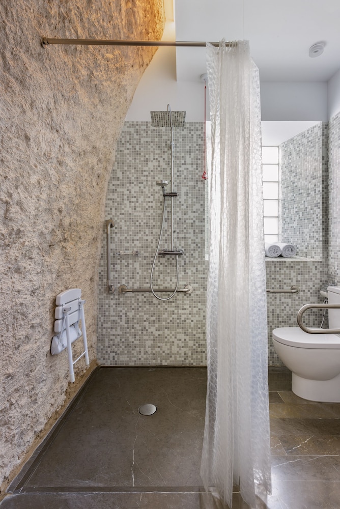 Torre Homenaje Historical Suites 44/50