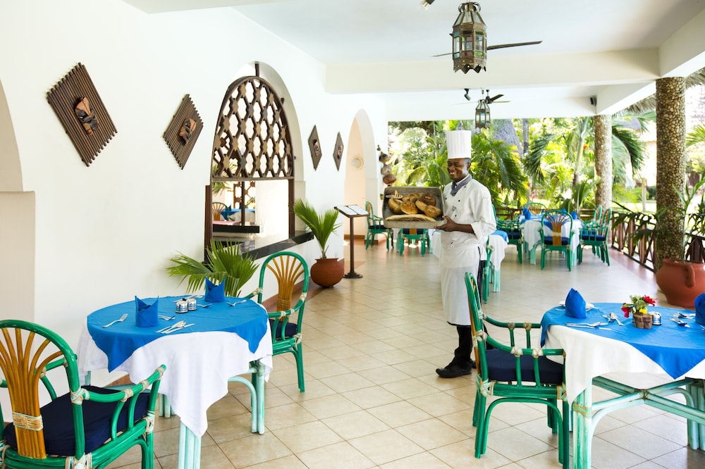 Neptune Paradise Beach Resort & Spa 23/47