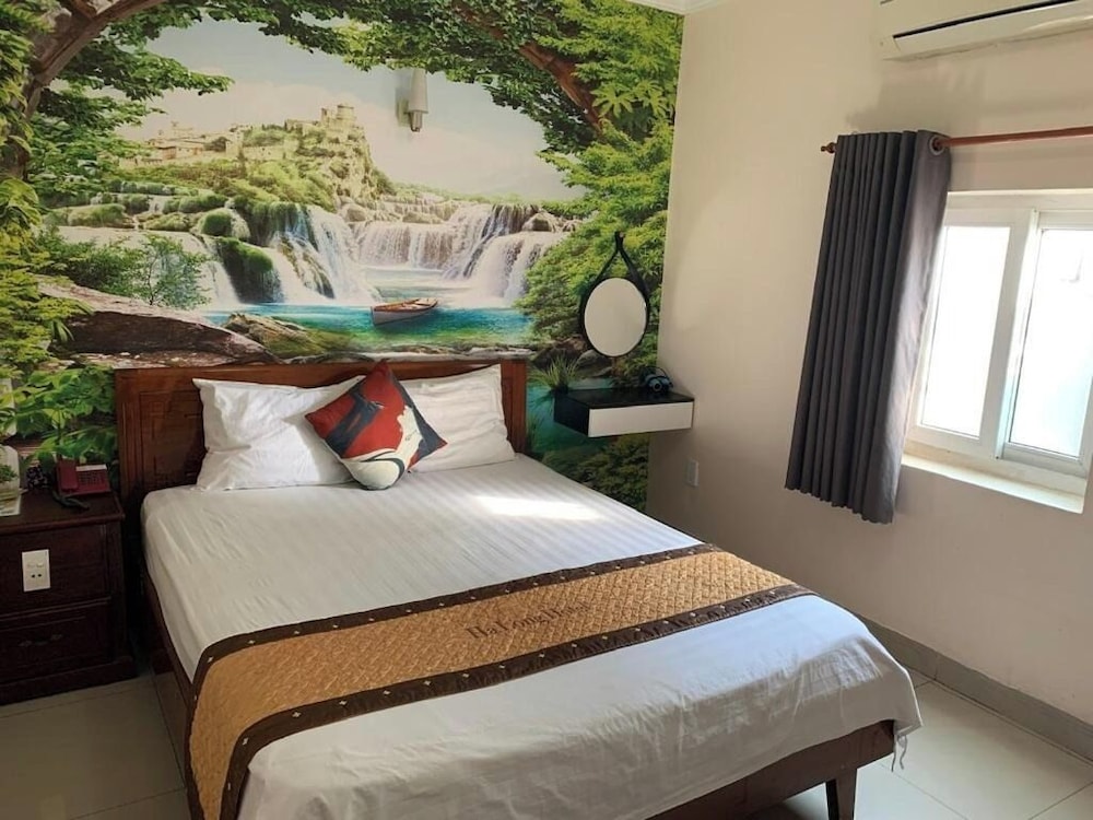 Ha Long Hotel 11/24