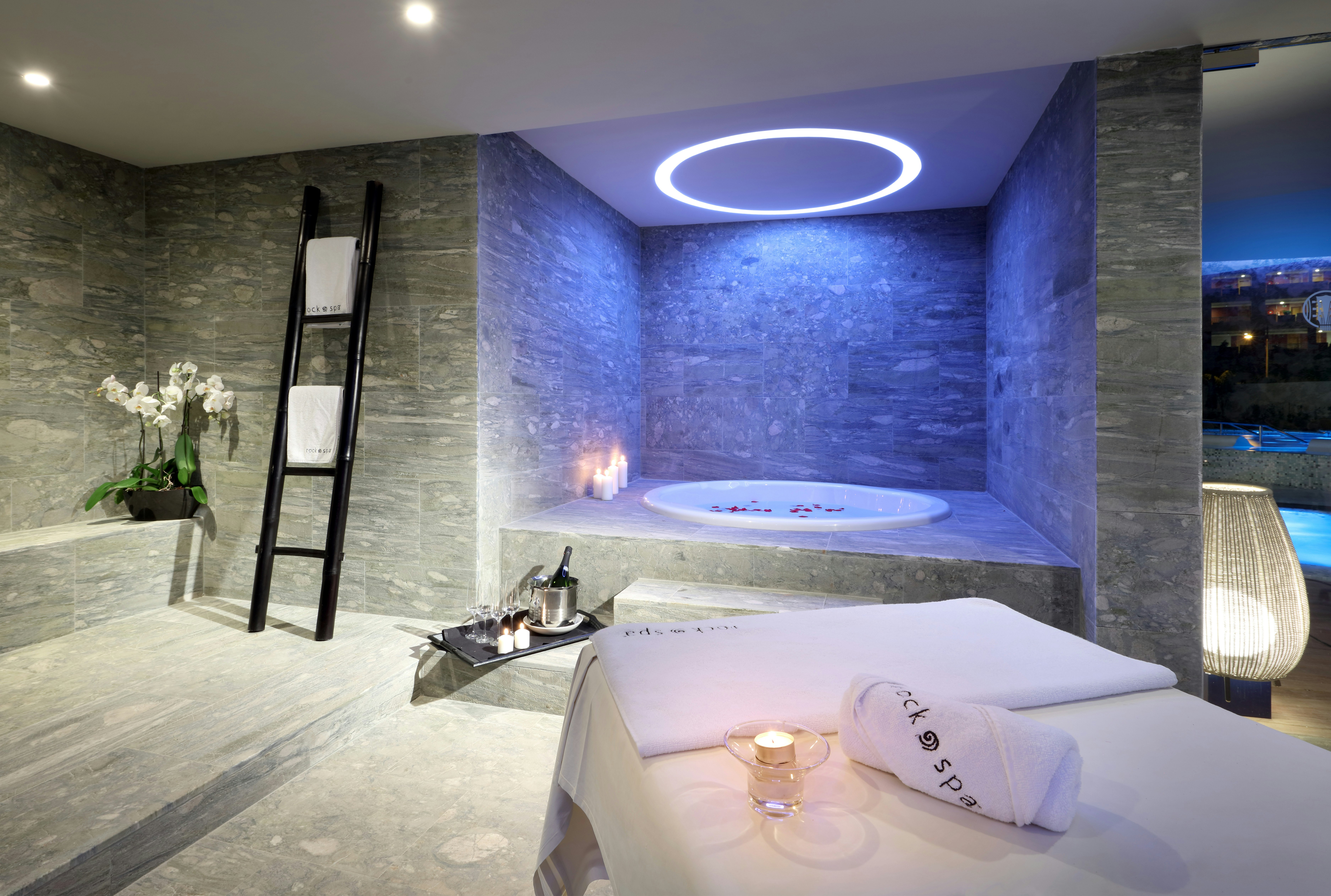 Hard Rock Hotel Tenerife 82/82