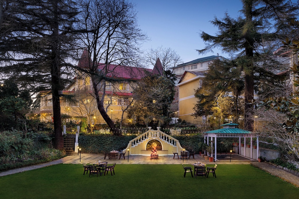 WelcomHeritage Kasmanda Palace 37/50