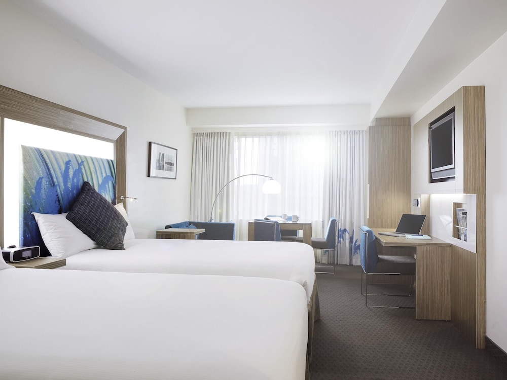 NOVOTEL HAMILTON TAINUI 23/72
