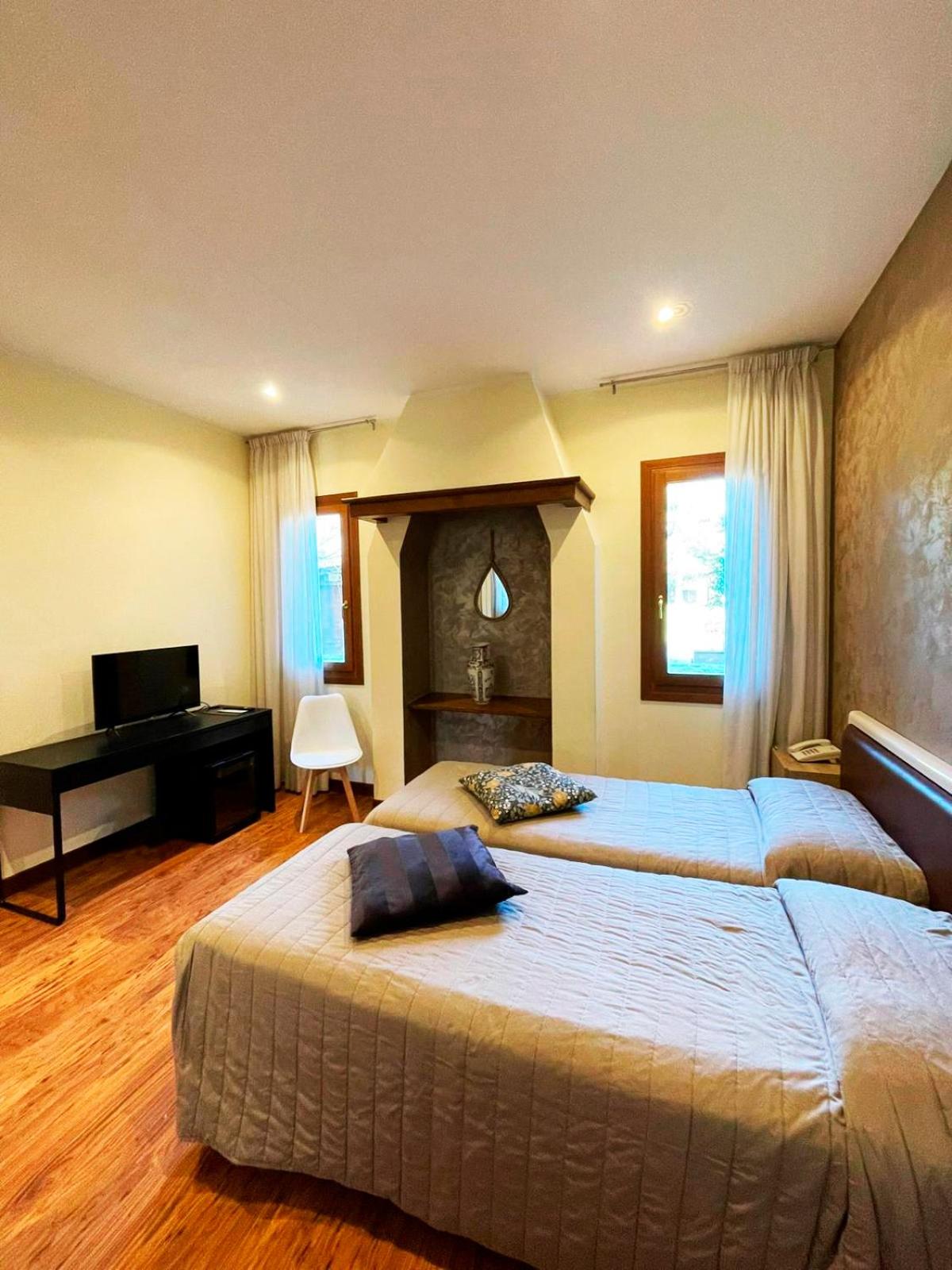 غرفة بسريرين منفصلين، Villa Braida 5/7