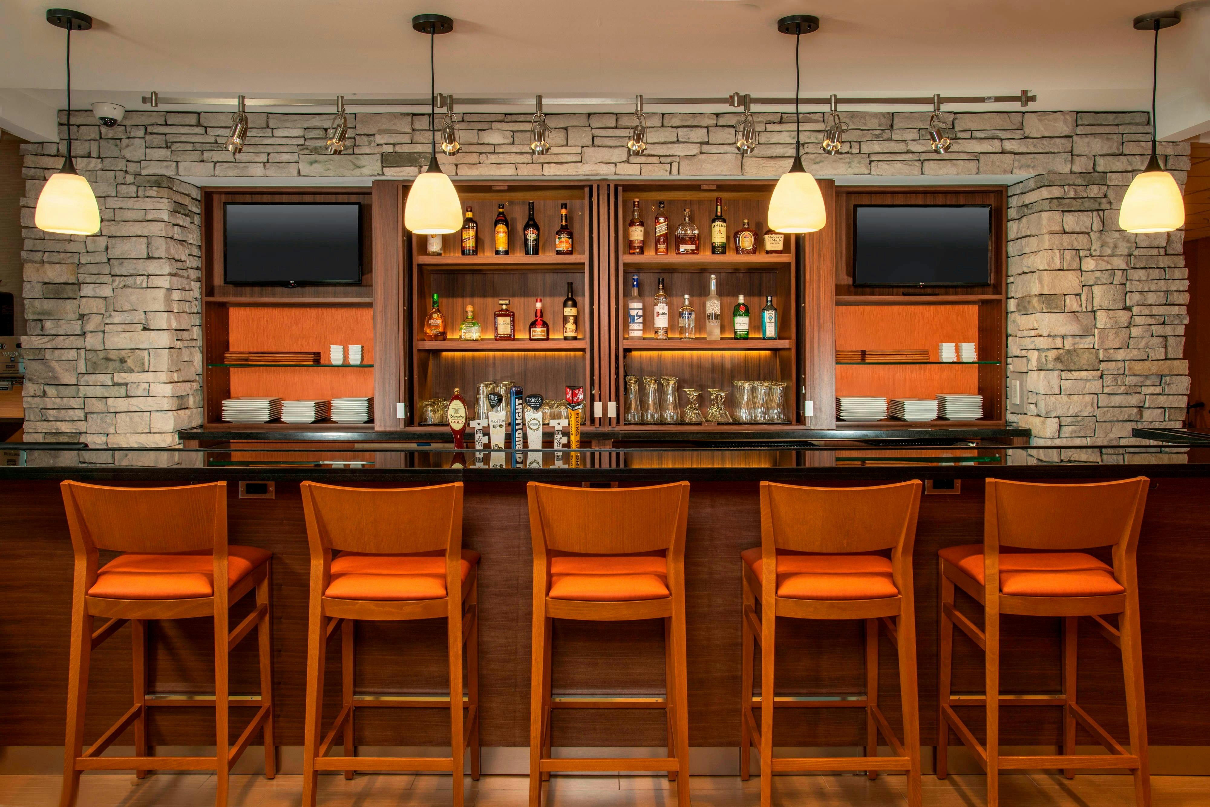 Fairfield Inn & Suites By Marriott Harrisburg International Airport 8/19