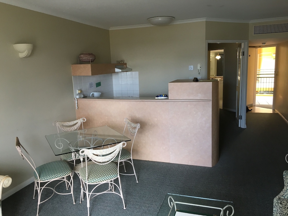 Il Palazzo Boutique Apartment Hotel 8/50