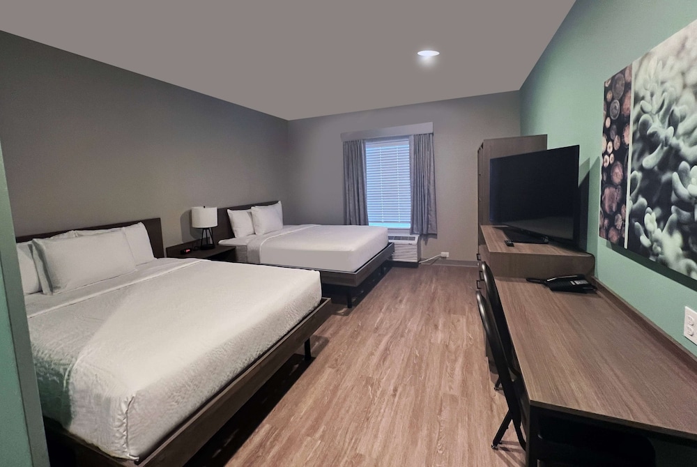 ECHO Suites Extended Stay by Wyndham 11/30