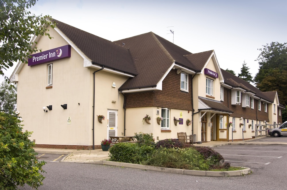 Premier Inn East Grinstead in EAST GRINSTEAD