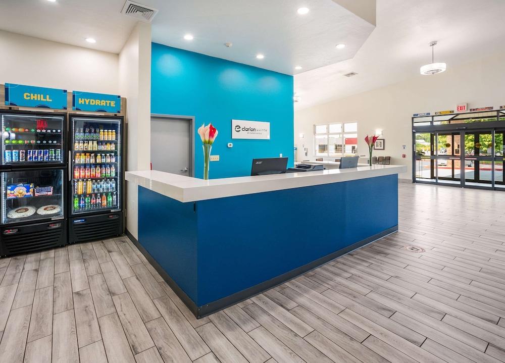 AmericInn by Wyndham Green Bay Near Stadium 8/38