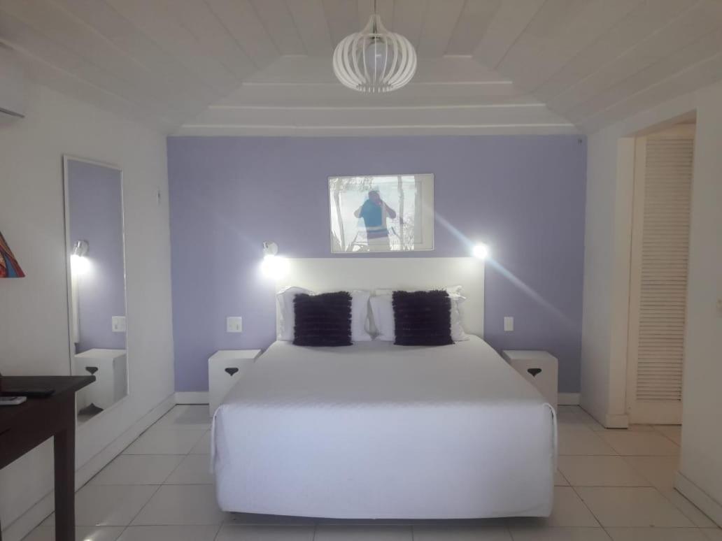 Suite, Sea View