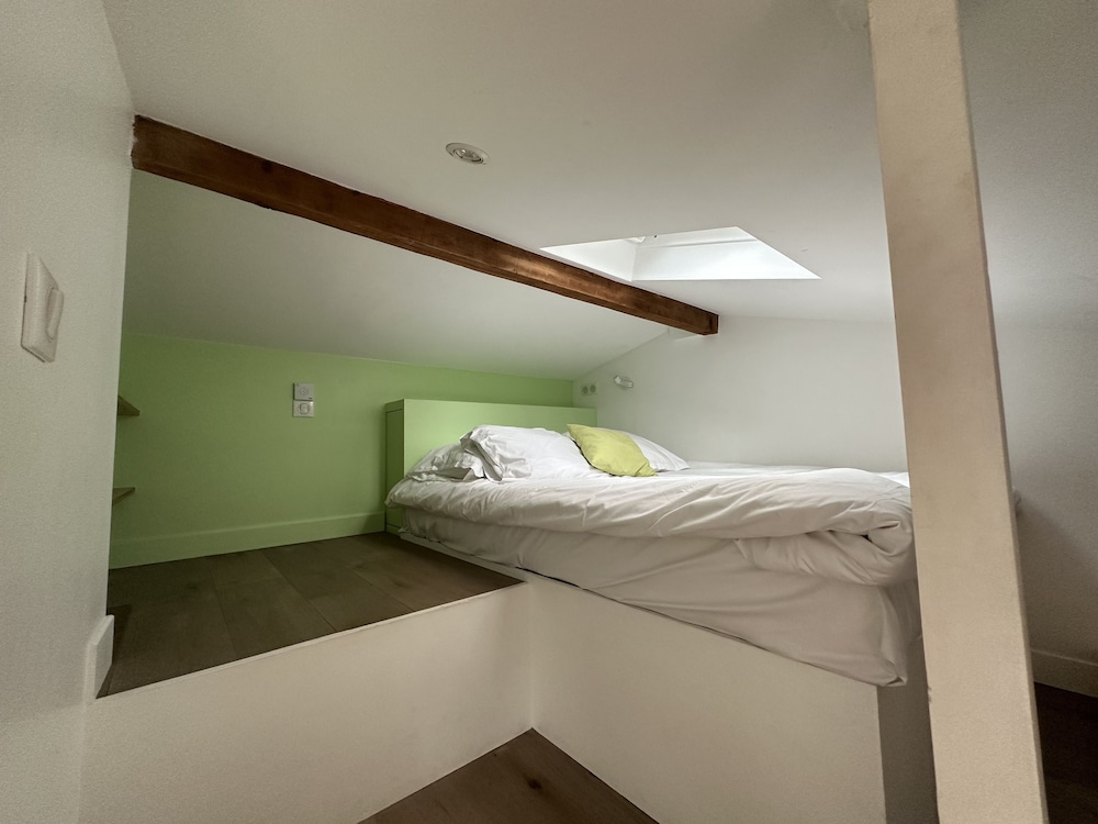 DUPLEX, STANDARD, DOUBLE BED, SOFA