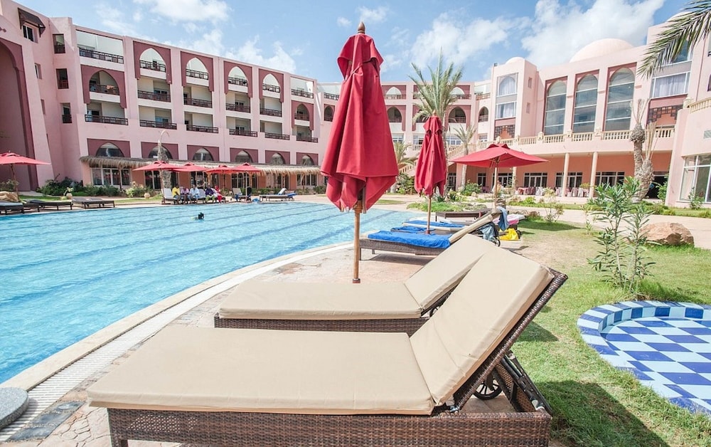 Hotel and Club Lella Meriam 24/29