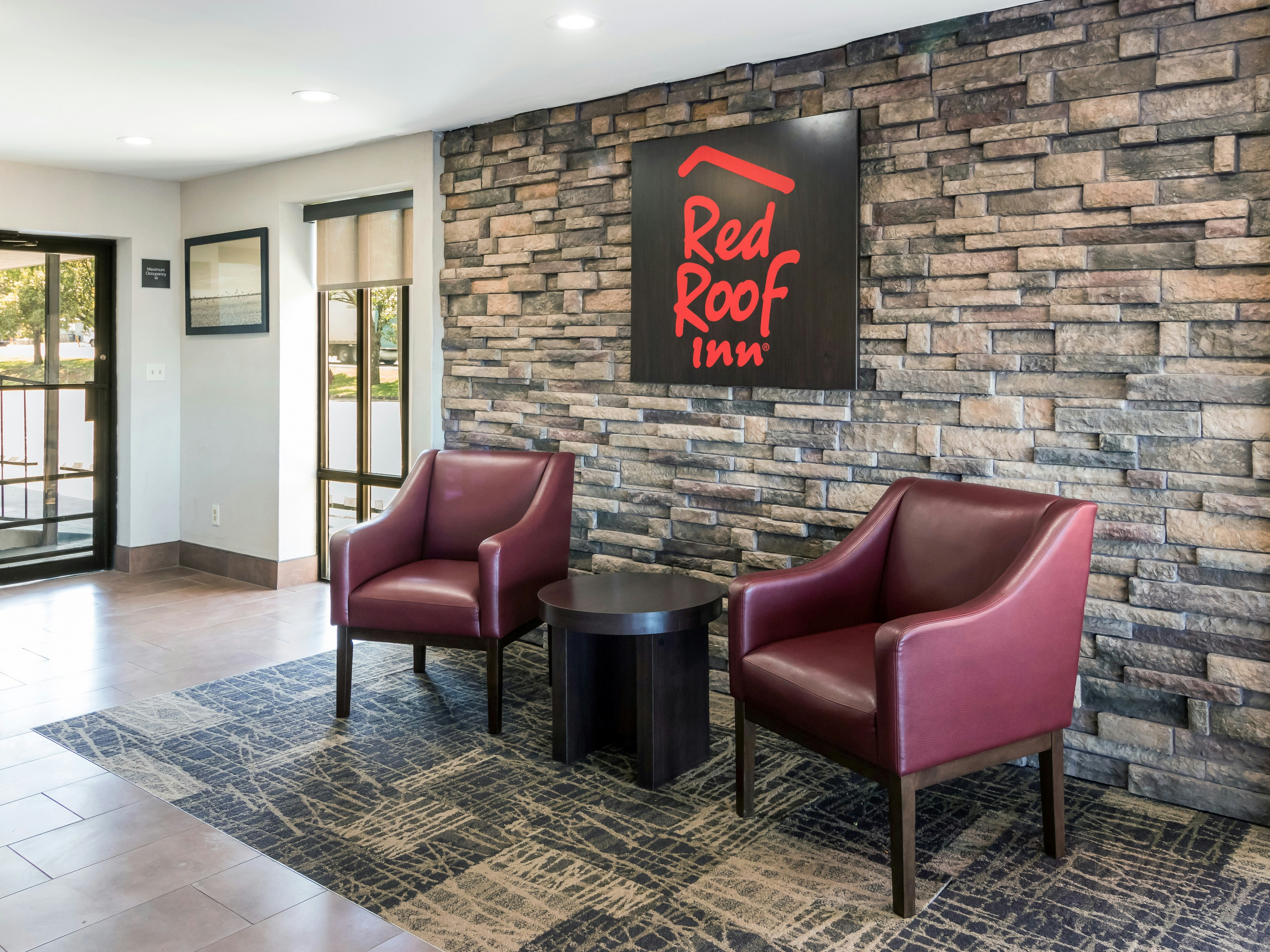 Red Roof Inn Dandridge 11/16