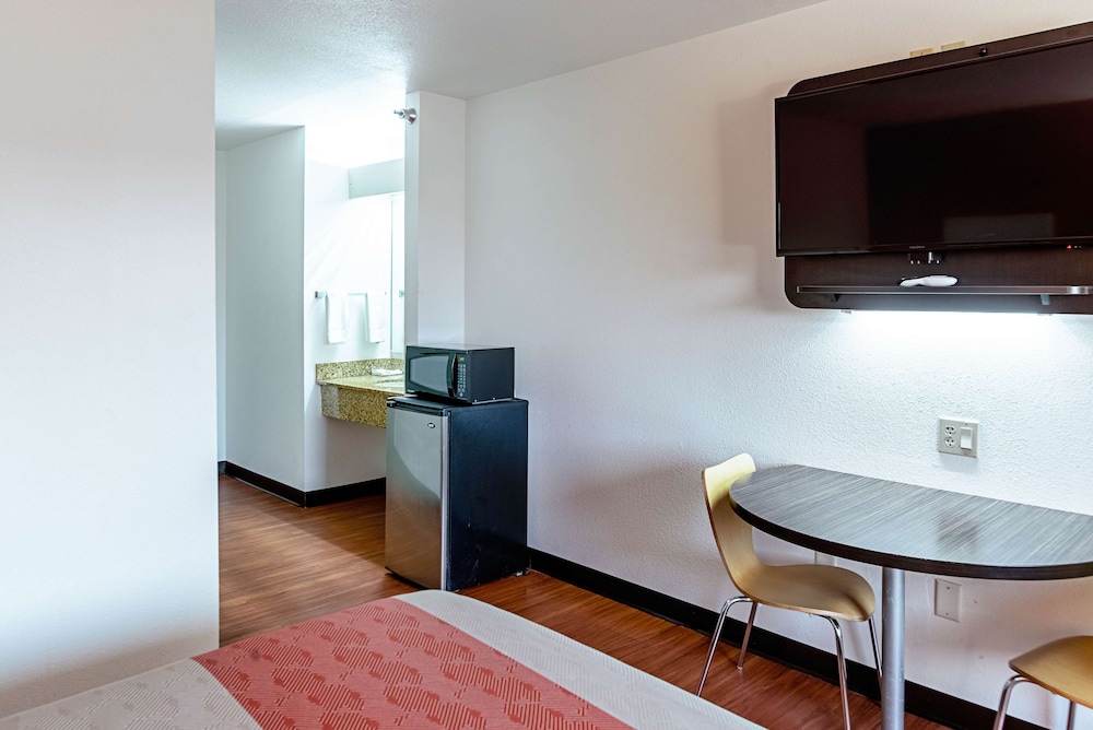 Motel6 Lebanon, IN 54/54
