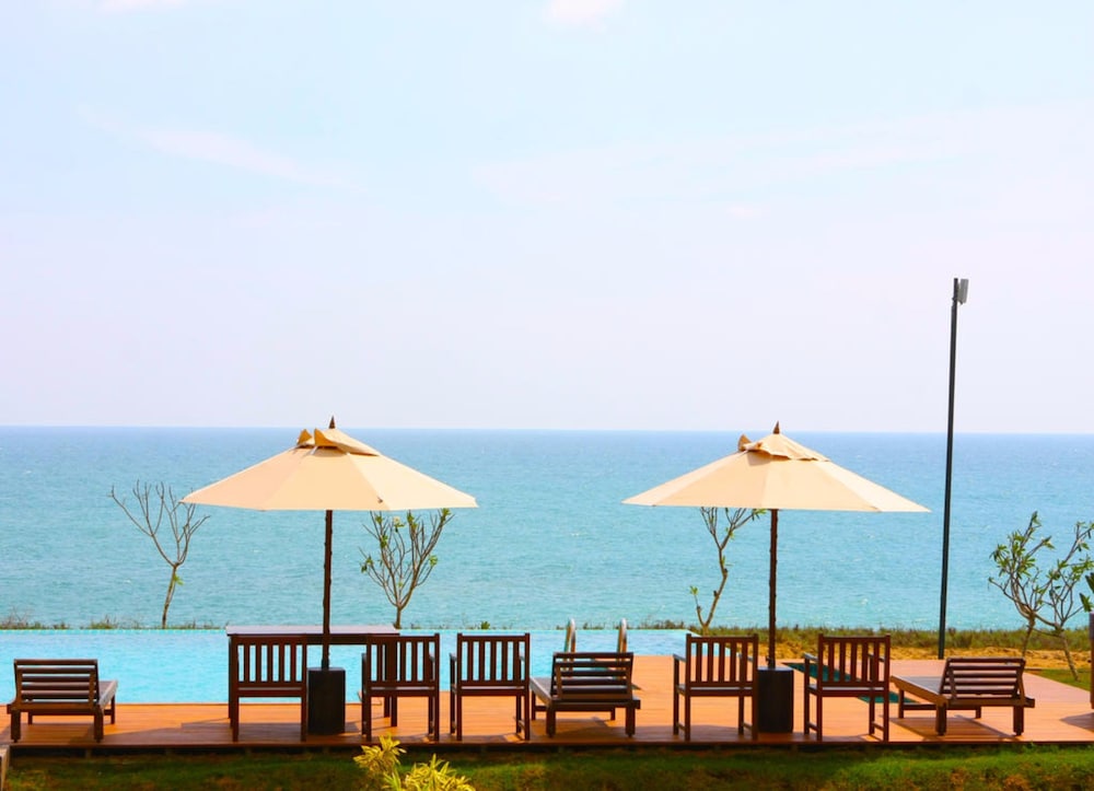 Laya Safari Resorts Spa 30/68