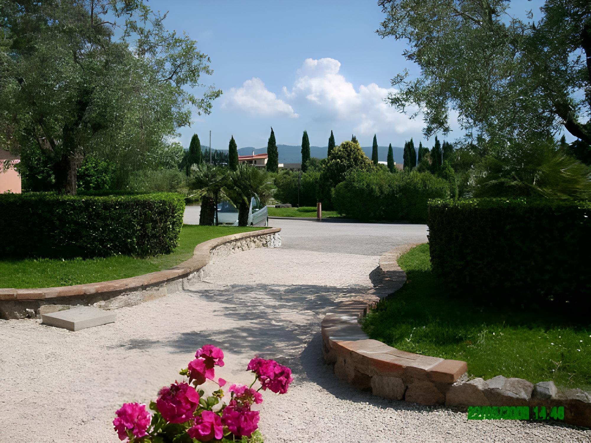 CASALE ETRUSCO 32/39
