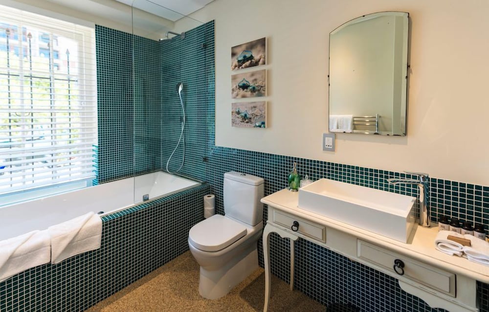 Cape Heritage Hotel 45/49
