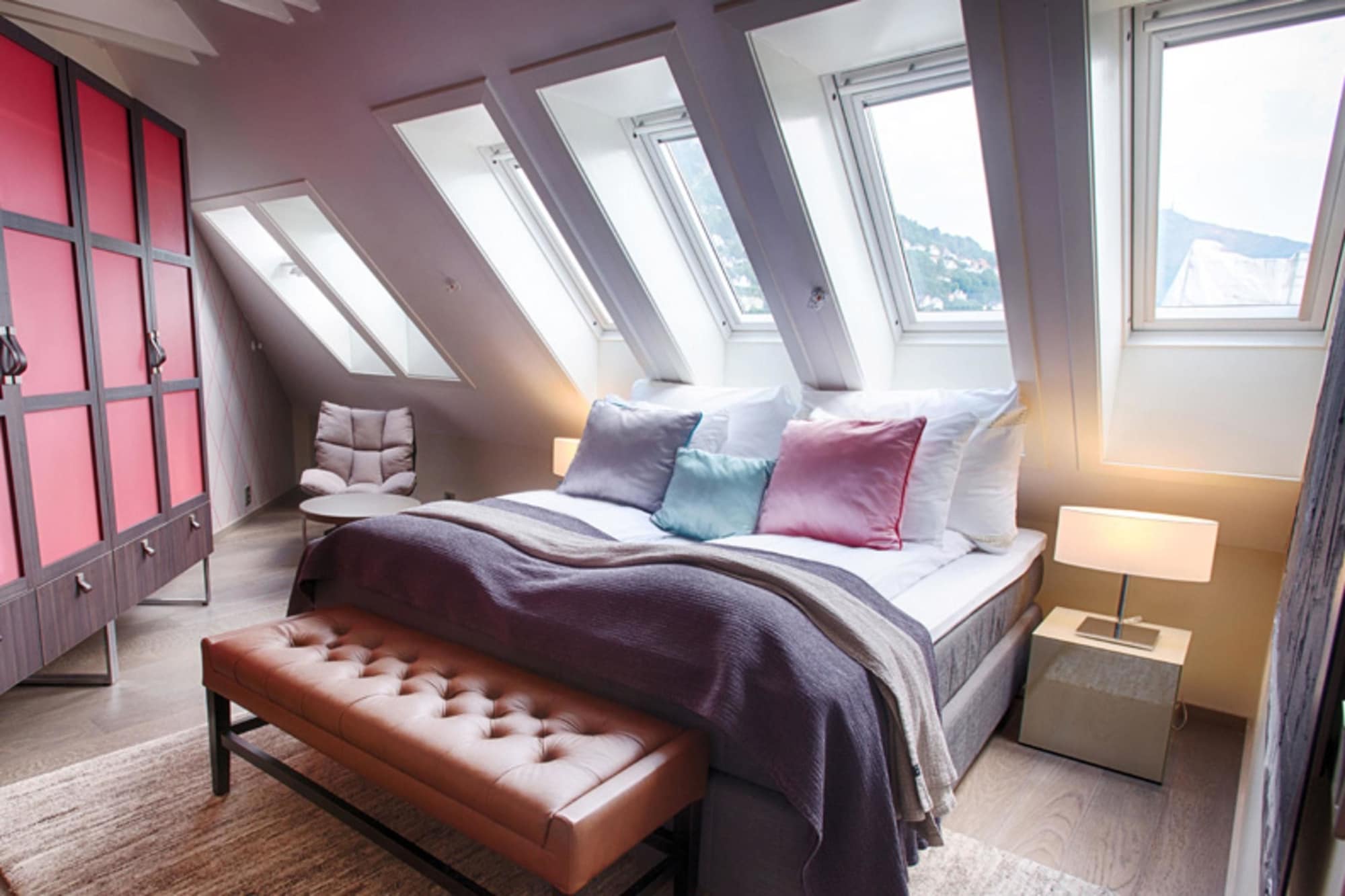 FAMILY, DOUBLE BED