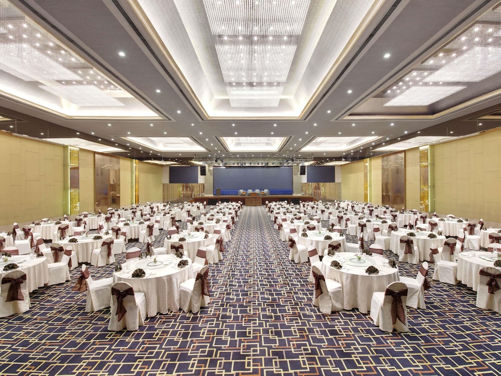 Grand Mercure Maha Cipta Medan Angkasa 59/69