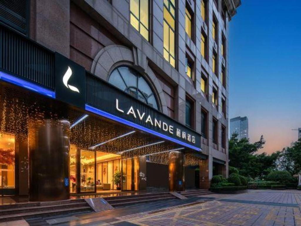 Lavande Hotel (Shenzhen Luohu Shuibei Cuizhu Metro Station) 43/48