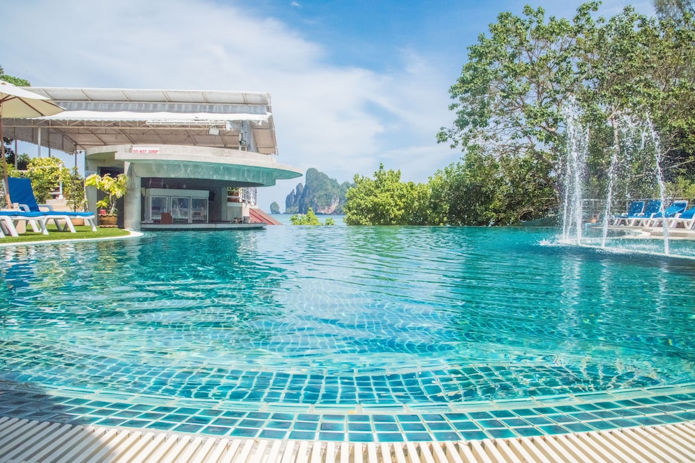Pp Charlie Beach Resort 8/60
