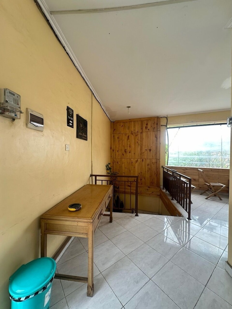 Sari Buana Bed Breakfast 45/62