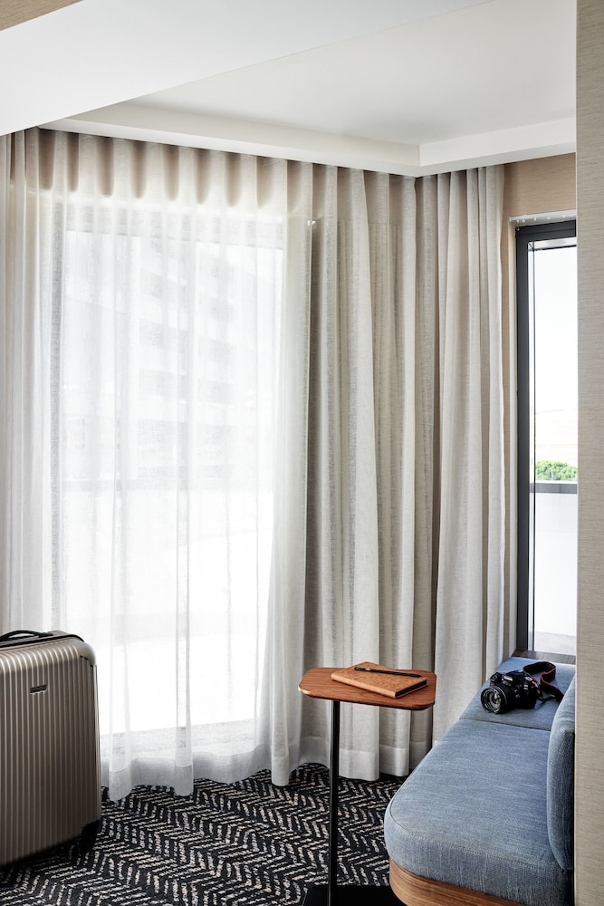 Aiden by Best Western Darling Harbour 41/59
