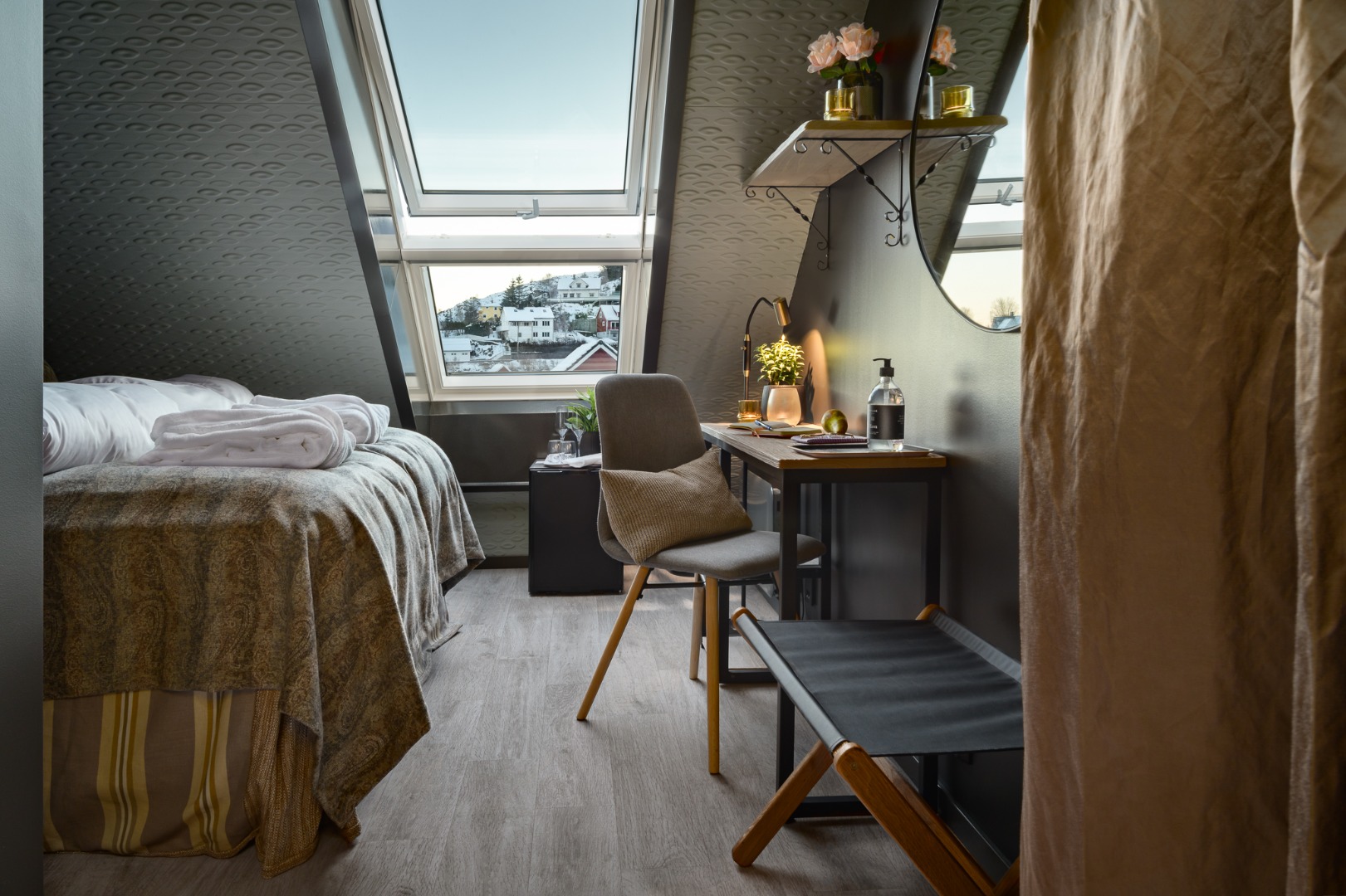 Room, Attic