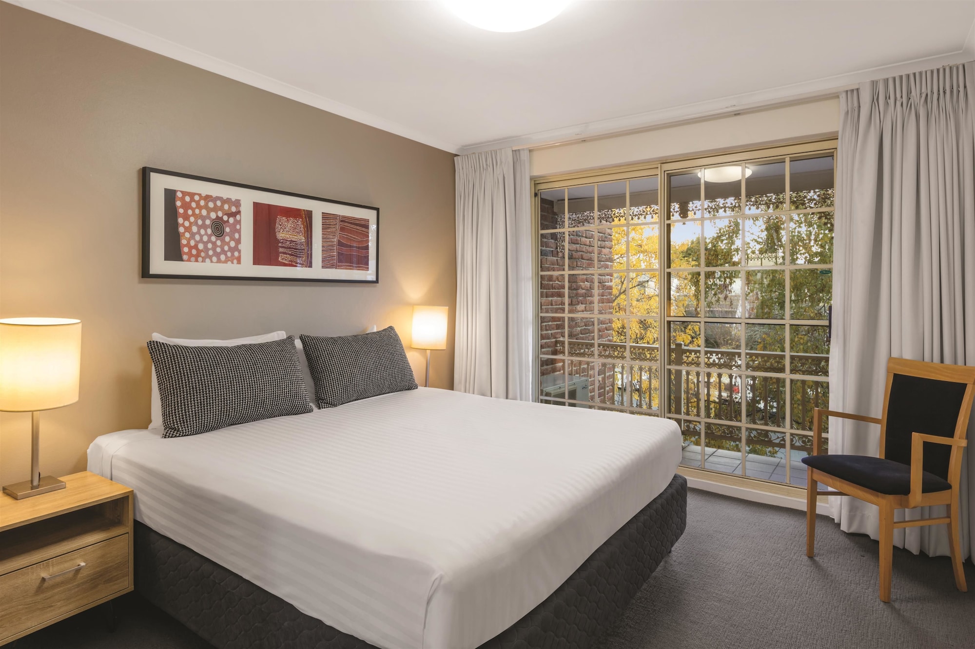 1 BEDROOM, APARTMENT