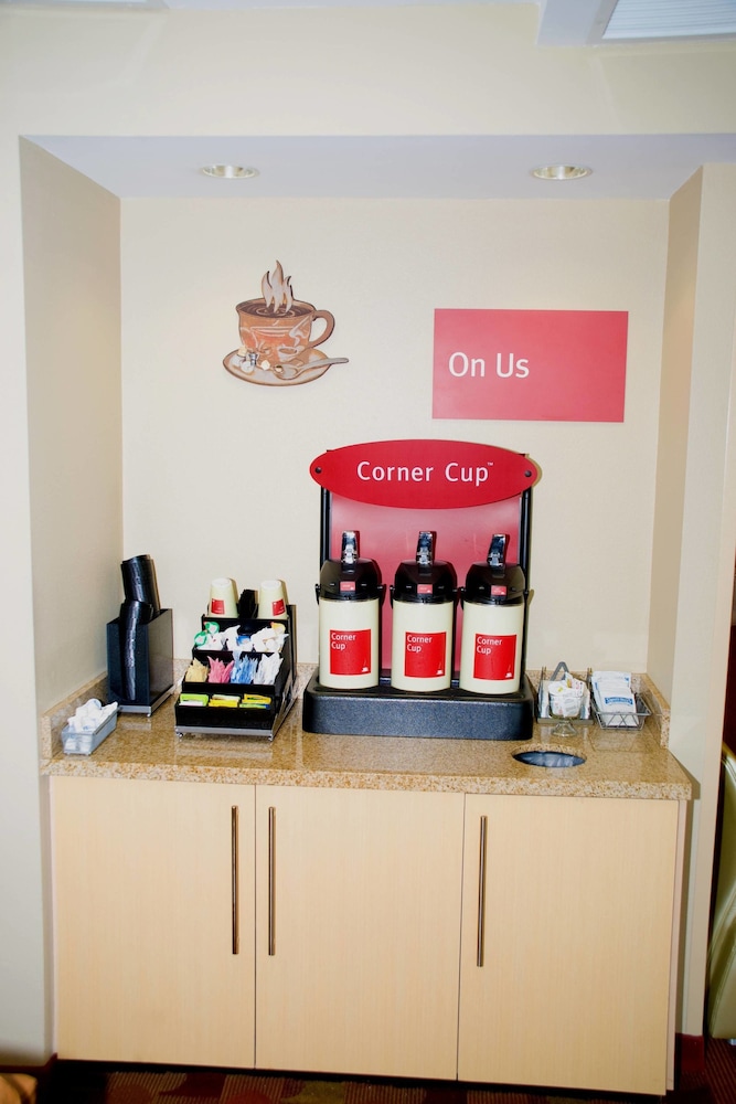 TownePlace Suites Fayetteville Cross Creek 26/35